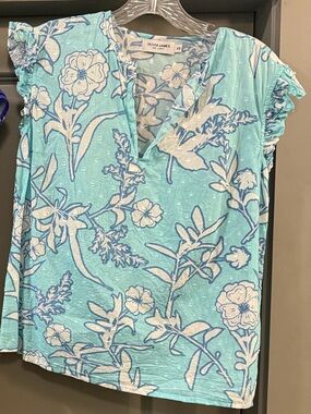Olivia James The Label Vani Top- light blue Anemone floral print